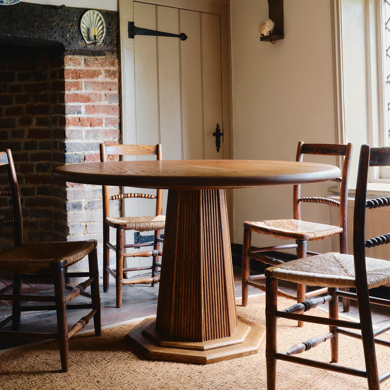 Vesta Reeded Pedestal Dining Table